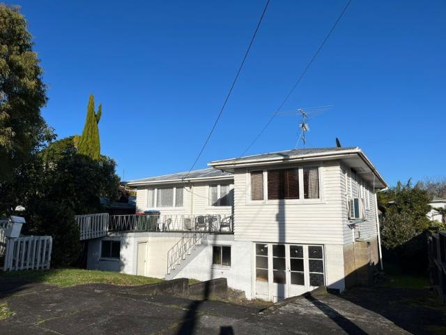 Blockhouse Bay, 3 bedrooms
