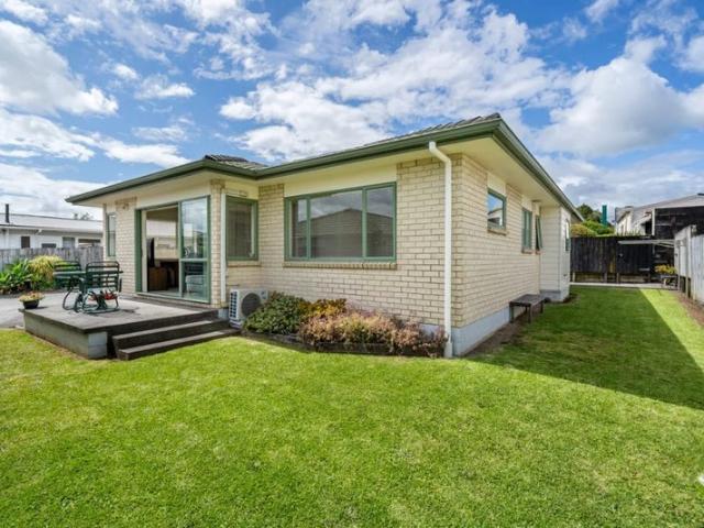 blockhouse bay, 3 bedrooms