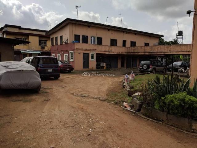 Blocks Of 6 Units Of 3 Bedroom Apartments + Bq Each