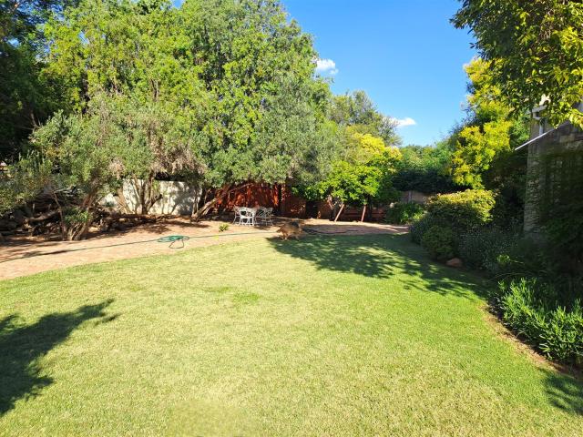 BLOEMFONTEIN This neat and spacious 4 bedroom family home for sale