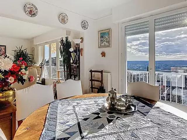 Blois 41000 Achat / Vente appartement 4 pièces t4 au dernier étage parking