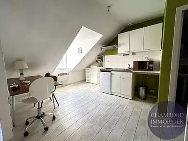 Blois 41000 Location appartement 1 pièce t1 au dernier étage