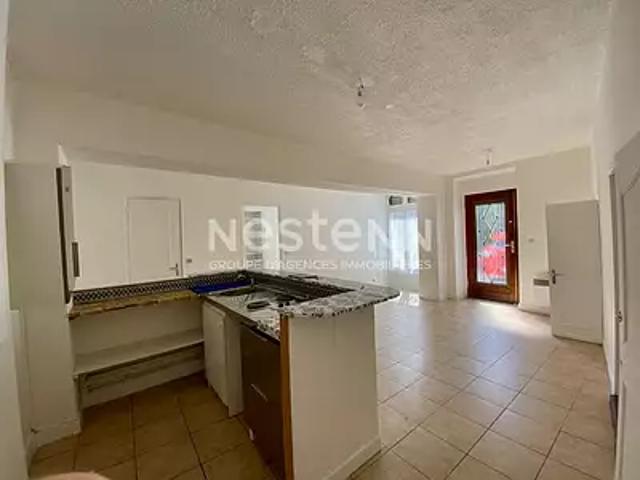 Blois 41000 Location appartement 2 pièces t2 au dernier étage cave