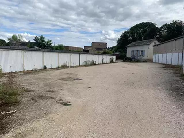 Blois 41000 Location parking au dernier étage