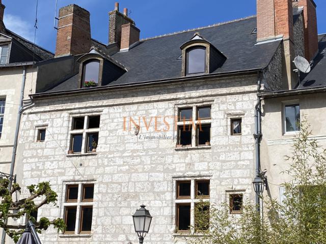 BLOIS CENTRE. Appartement en duplex 4 chambres