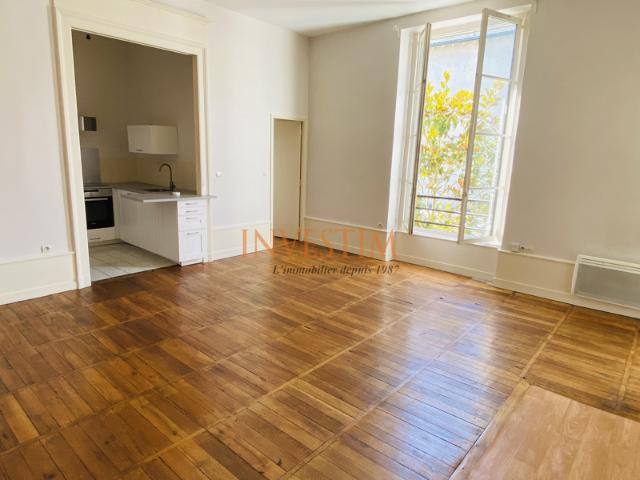BLOIS CENTRE VILLE APPARTEMENT T2