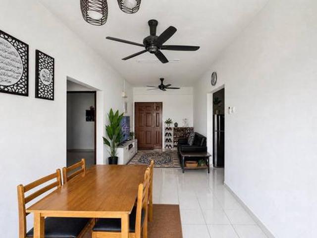 Blok A Apartment Laguna Biru 1 Taman Tasik Biru Kundang Selangor