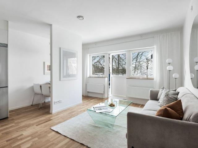 Blomsterkungsvägen, Hässelby