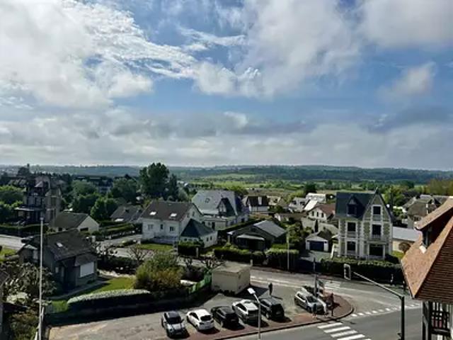 Blonville sur Mer 14910 Achat / Vente appartement 2 pièces t2 au dernier étage