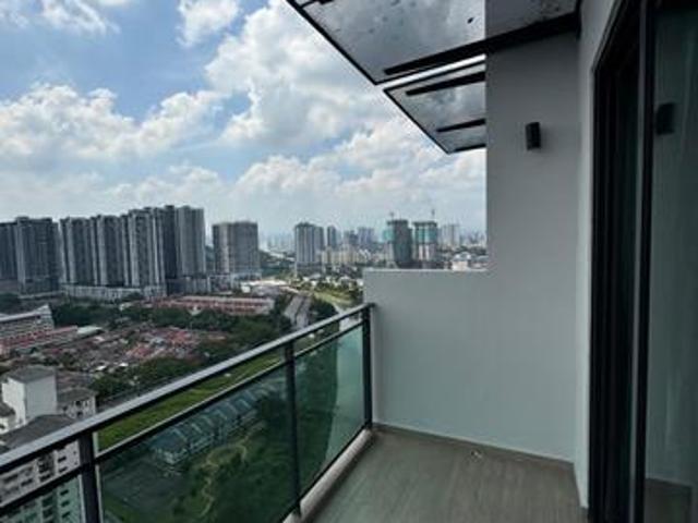 Bloomsvale service Residence NICE VIEW WITH BALCONY