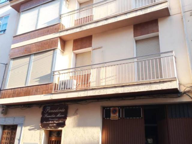BLOQUE EN VENTA EN UBEDA