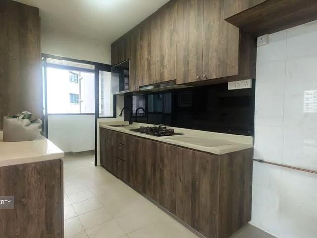 Blossom Spring @ Yishun. HDB 4 Rooms