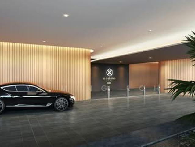 Blossoms By The Park Condominium For Sale, $1,800,000, 2 Bed 2 Bath 721 sqft $2,497.00 psf