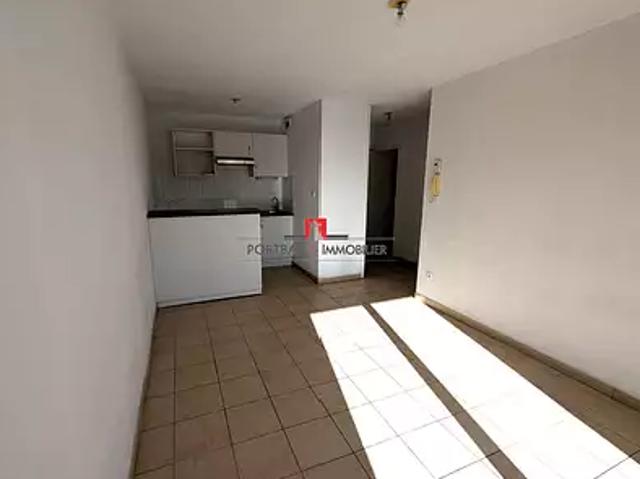 Blaye 33390 Location appartement 2 pièces t2 piscine parking