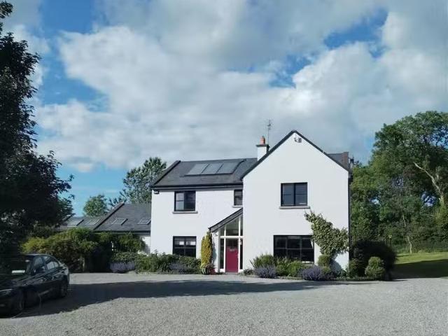 Blackbird, Ballinvinny North, Watergrasshill, Cork