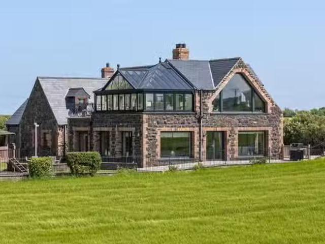 Blackstone House, 230 Ballybogey Road
