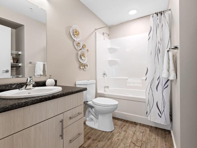 Blackstone Village 1 Bedroom Apartment for Rent at 350 Bobolink Ridge, Stittsville, ON K2V 0W3