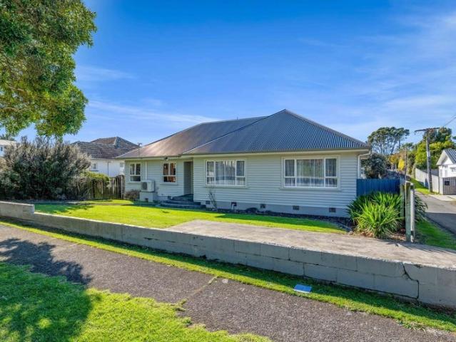 Blagdon, 3 bedrooms