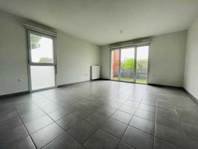 Blagnac Appartement T3 de 65 m2 avec balcon 2 places de parking