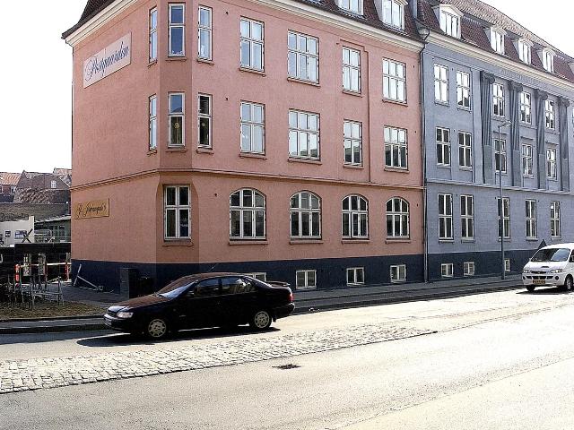 Blandet boligområde tæt på centrum med grønne områder