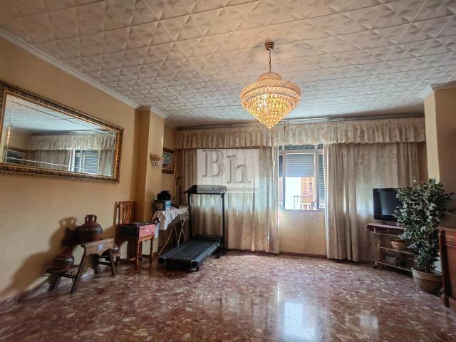 BLANHOGAR VENDE CASA EN BAILEN!