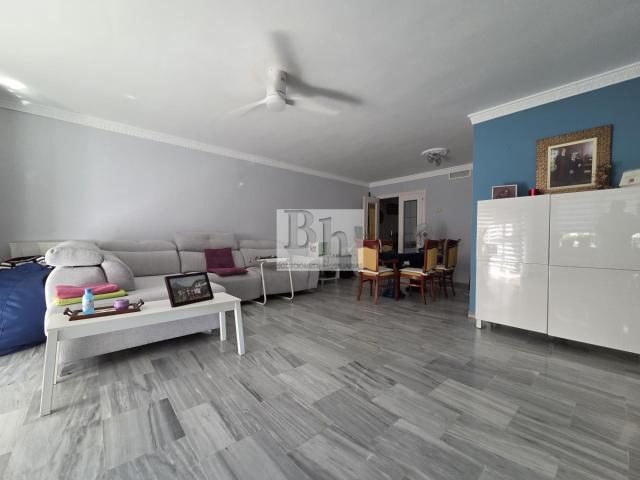 BLANHOGAR VENDE PISO EN TORREMOLINOS