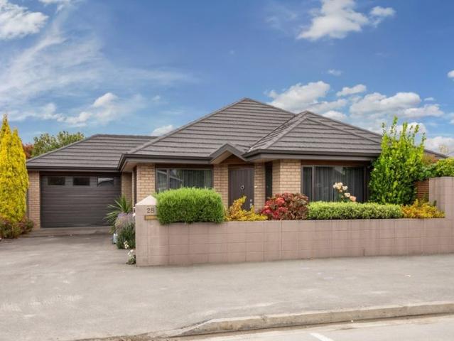 blenheim central, 3 bedrooms