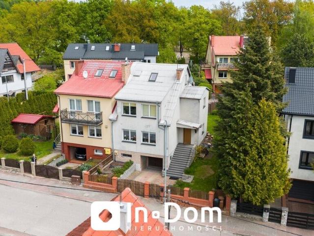 Bliźniak z ogrodem, kominkiem i tarasem 170 m2