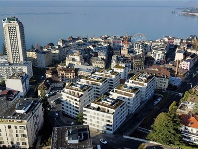 Blick auf den See und Balkon im Herzen von Montreux