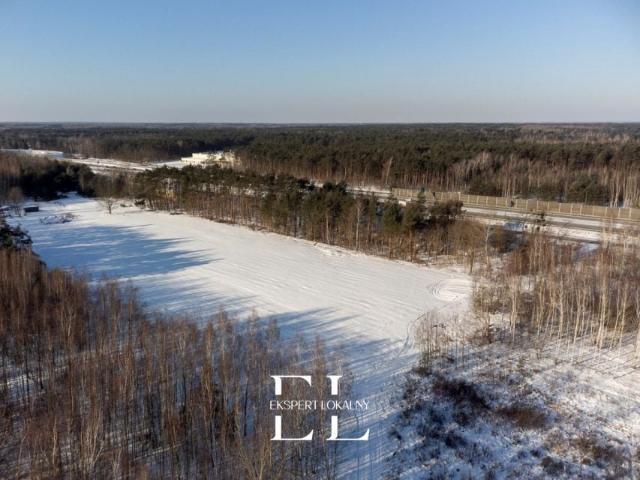 Bliska 16 400 m², Siestrzeń