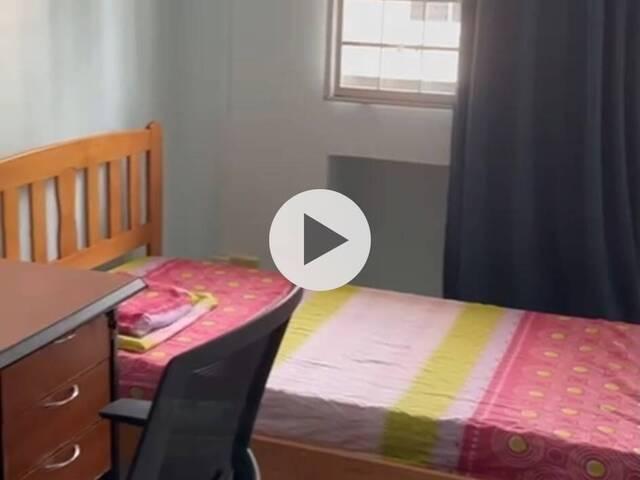 Blk 146 Mei Ling Street 5 mins walk Queenstown MRT $1000 for 1 lady