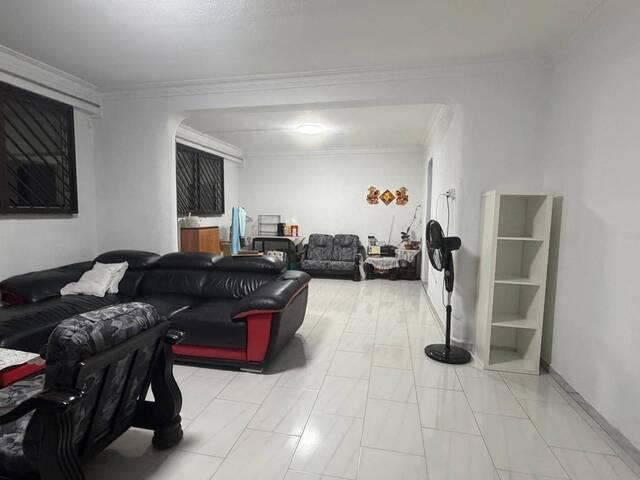 Blk 820 Yishun lady environment $800 for 1 lady aircon + wifi