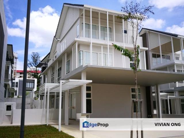 Bluwater Estate