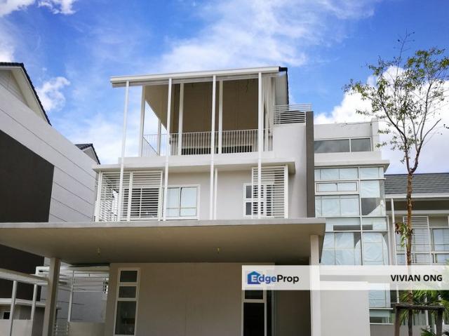 Bluwater Estate