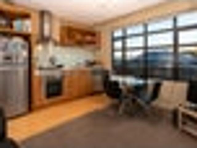 BLUE CHIP LOCATION & LIFESTYLE