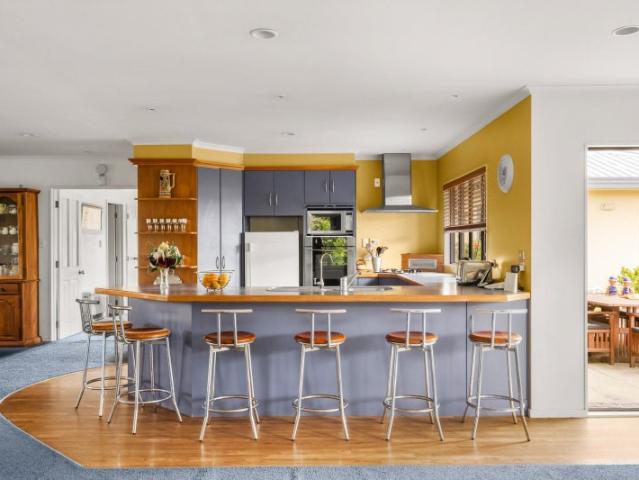 Blue Chip Lytton West location