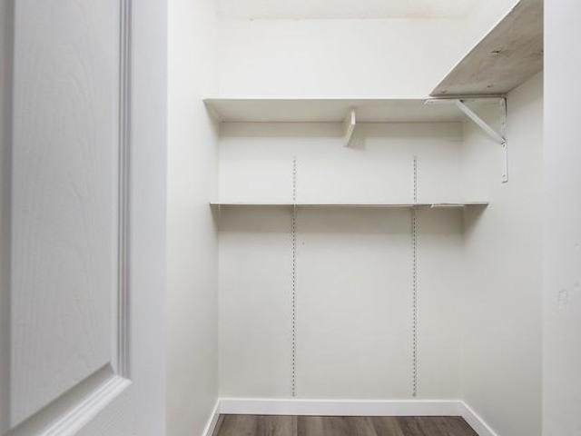 Blue Heron 1 Bedroom Apartment for Rent at 5330 49 Ave, Barrhead, AB T7N 1L8