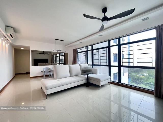 Blue Horizon D5, Condominium