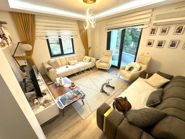 blue Life Egen'den Turhanbey'de Ayrı Mutfaklı Ön Cephe Oksijen Deposu Müstakilimsi 2+1 Daire