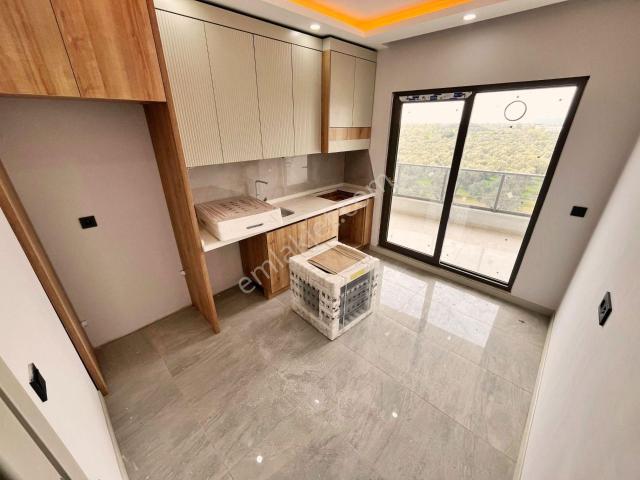 ⭕blue Life Egenden Gerçek İlan Kadıköyde Yeşil Alan Manzaralı Ayrı Mtfk 2+1 Lüx Daire
