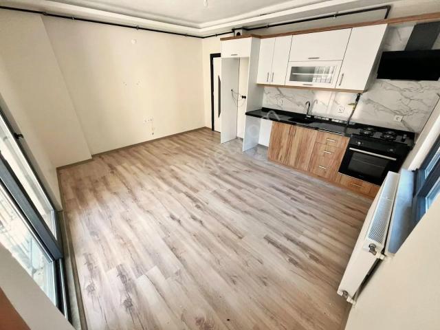 Blue Life Egenden Gerçek İlan Tuzcumuratta Satılık Doğalgaz Kombili Ön Cephe 2+1şık Daire