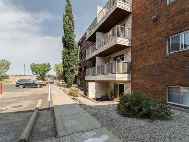 Blue Quill Pointe 2 Bedroom Apartment for Rent at 11615 28 Ave Nw, Edmonton, AB T6J 3Z8 Blue Quill