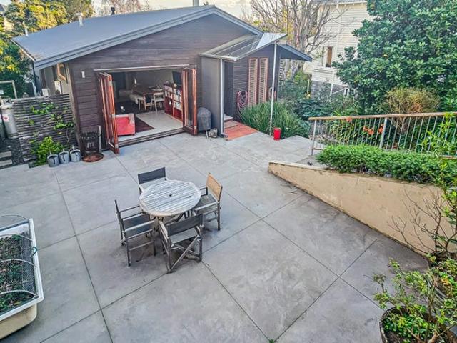 Bluff Hill, 4 bedrooms