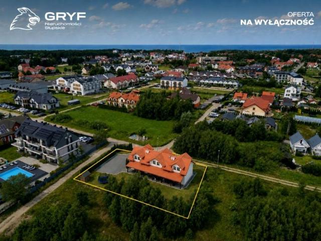 Bluszczowa 235,44 m², Rowy