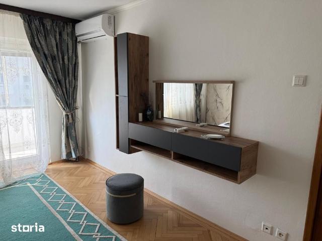 Blvd Decebal || Piata Muncii || Alba Iulia || 3 camere decomandat