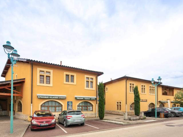 Blyes Location Appartement 01