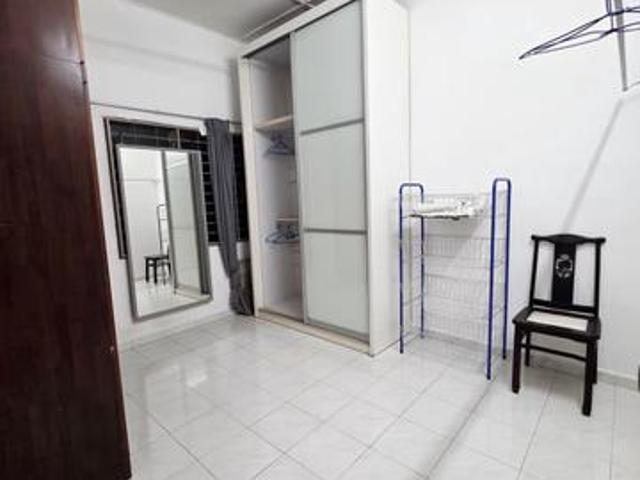 BM Kota Permai Single Storey Terrace 3 Bedrooms For Rent