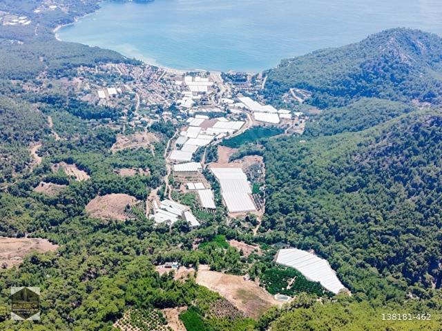 BMK EMLAKTAN KARAÖZ'DE FULL DENİZ MANZARALI HİSSELİ TARLA