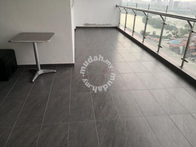 BMV Skypod Residence Bandar Puchong Jaya Big Balcony 3 Car Park