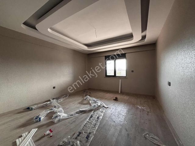 çbn Den 2,5+1 Bahce Katlı İskanı Ödenmis Sıfır Lüxs Daire